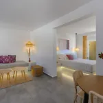 Thoe Apartment